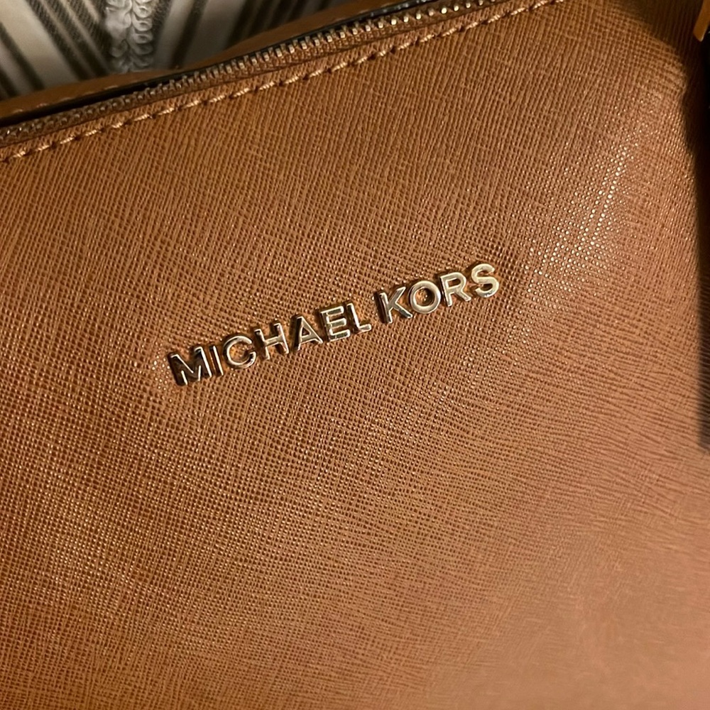 🛑 1 hour sale. Michael Kors, Brown Leather Tote Bag - Picture 2 of 7
